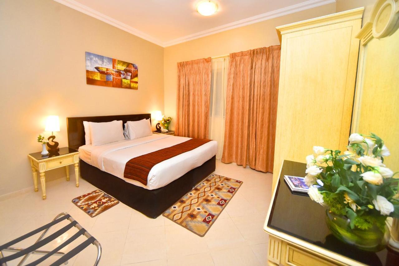 Emirates Stars Hotel Apartments Sharjah Buitenkant foto