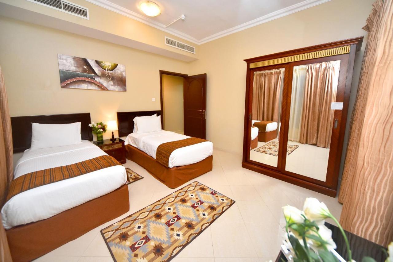 Emirates Stars Hotel Apartments Sharjah Buitenkant foto