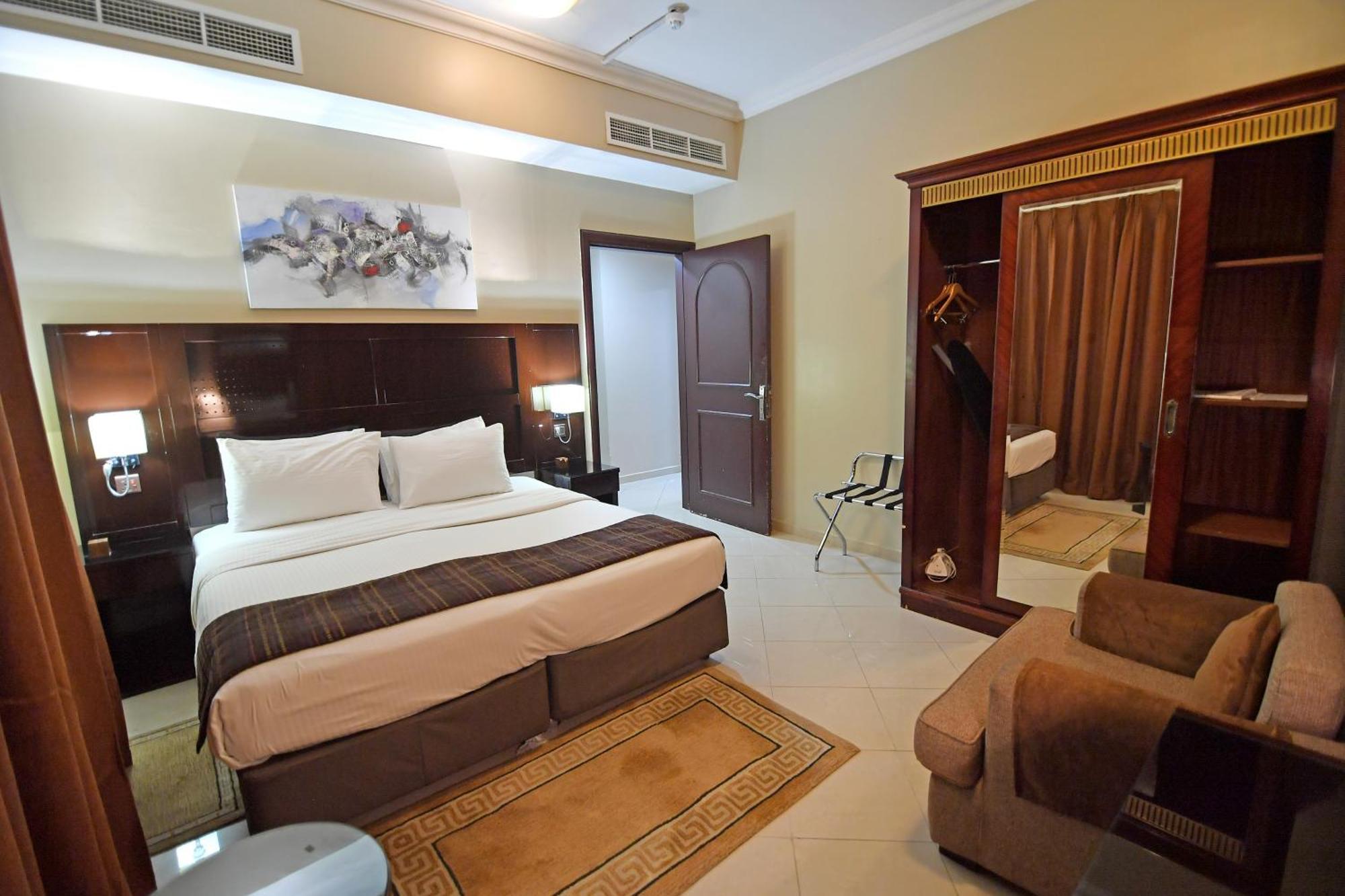 Emirates Stars Hotel Apartments Sharjah Buitenkant foto