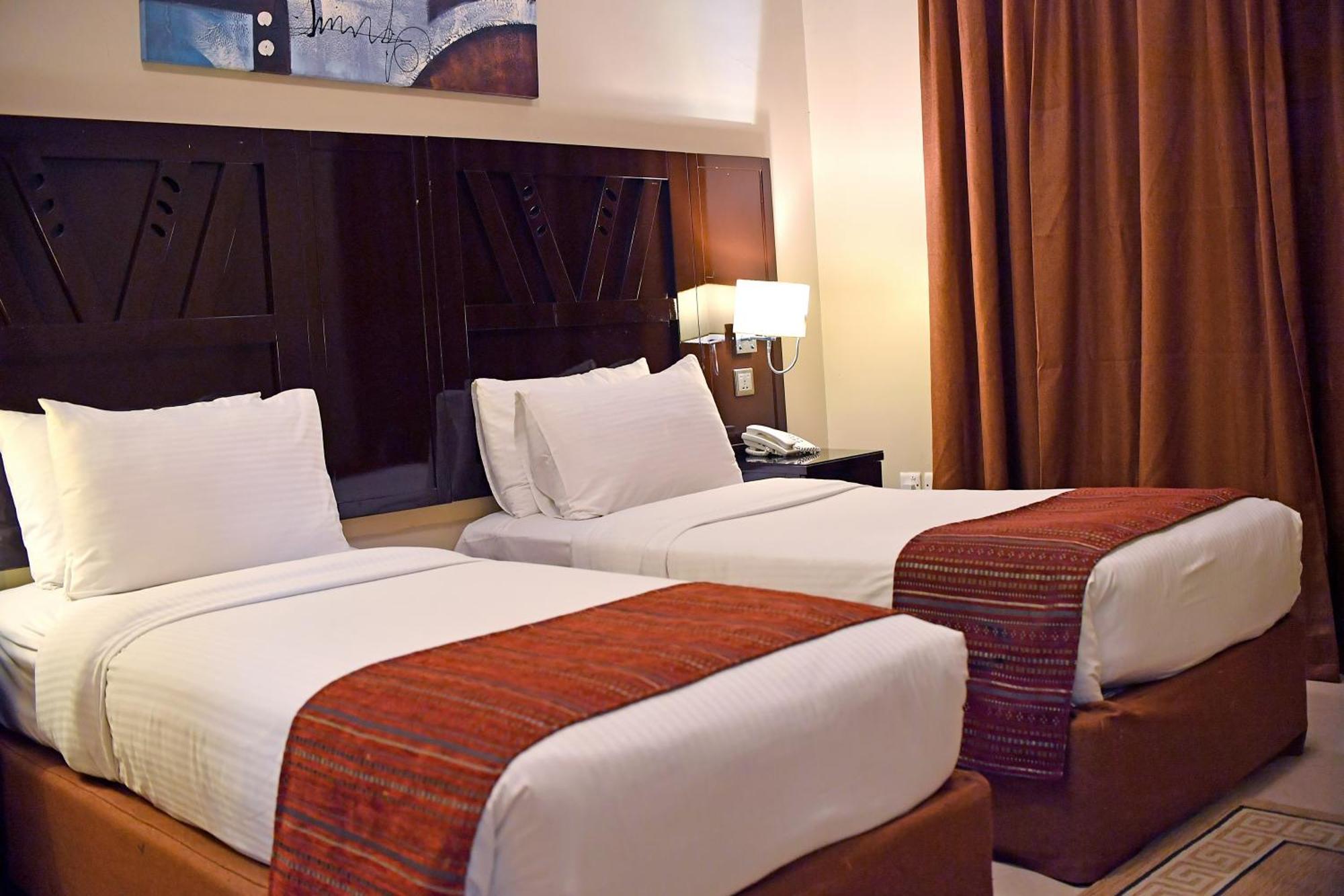 Emirates Stars Hotel Apartments Sharjah Buitenkant foto